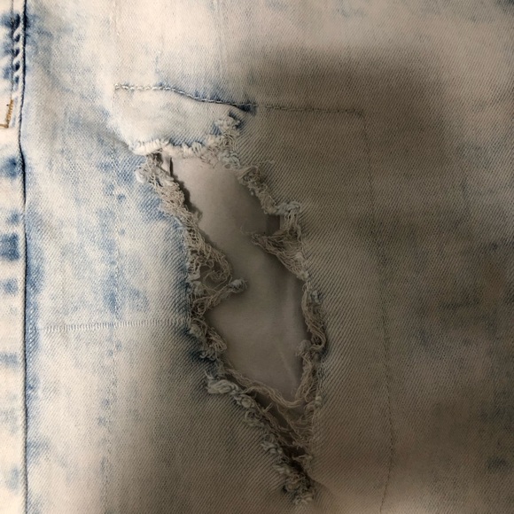 Urban Heritage Acid-wash Jeans - Picture 5 of 6